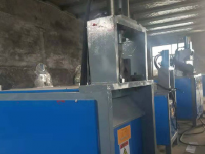 不銹鋼型材沖孔機方管圓管液壓沖弧機半自動圓管沖斜口