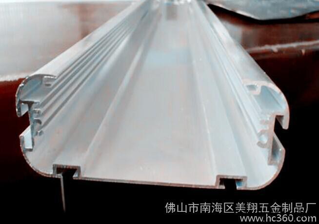 供應(yīng)各種工業(yè)鋁合金型材